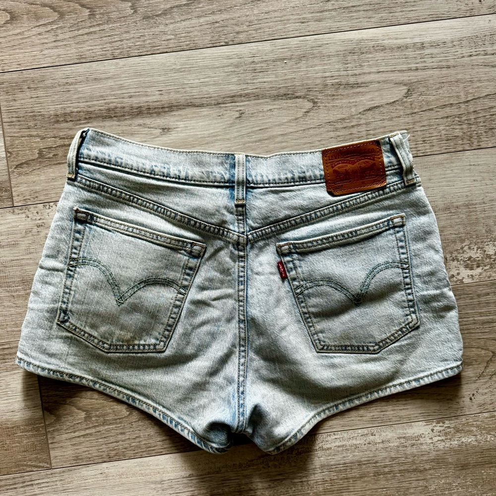 Levi Shorts